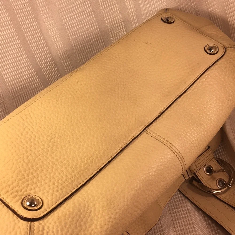 Coach large leather bag w/iconic buckles & charm